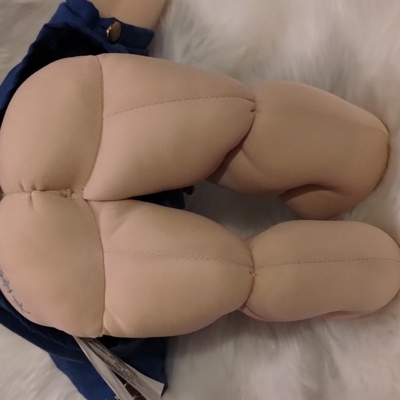 CHRISMAS RARE New York Police Dept NYPD CABBAGE PATCH DOLL copyright 1978, 82 - Picture 11 of 16